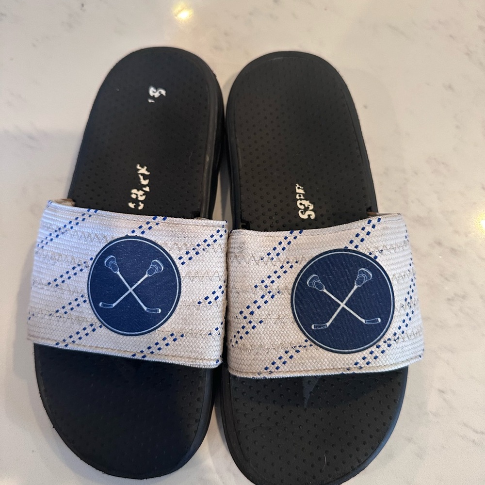 Summer Skates Brand  X Stick Bros Slides   size Small ( youth 3-4)